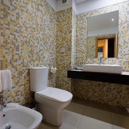 Hotel Folgosa Douro 3*