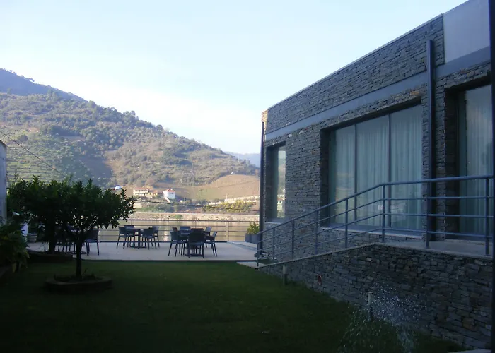 Hotel Folgosa Douro 3*